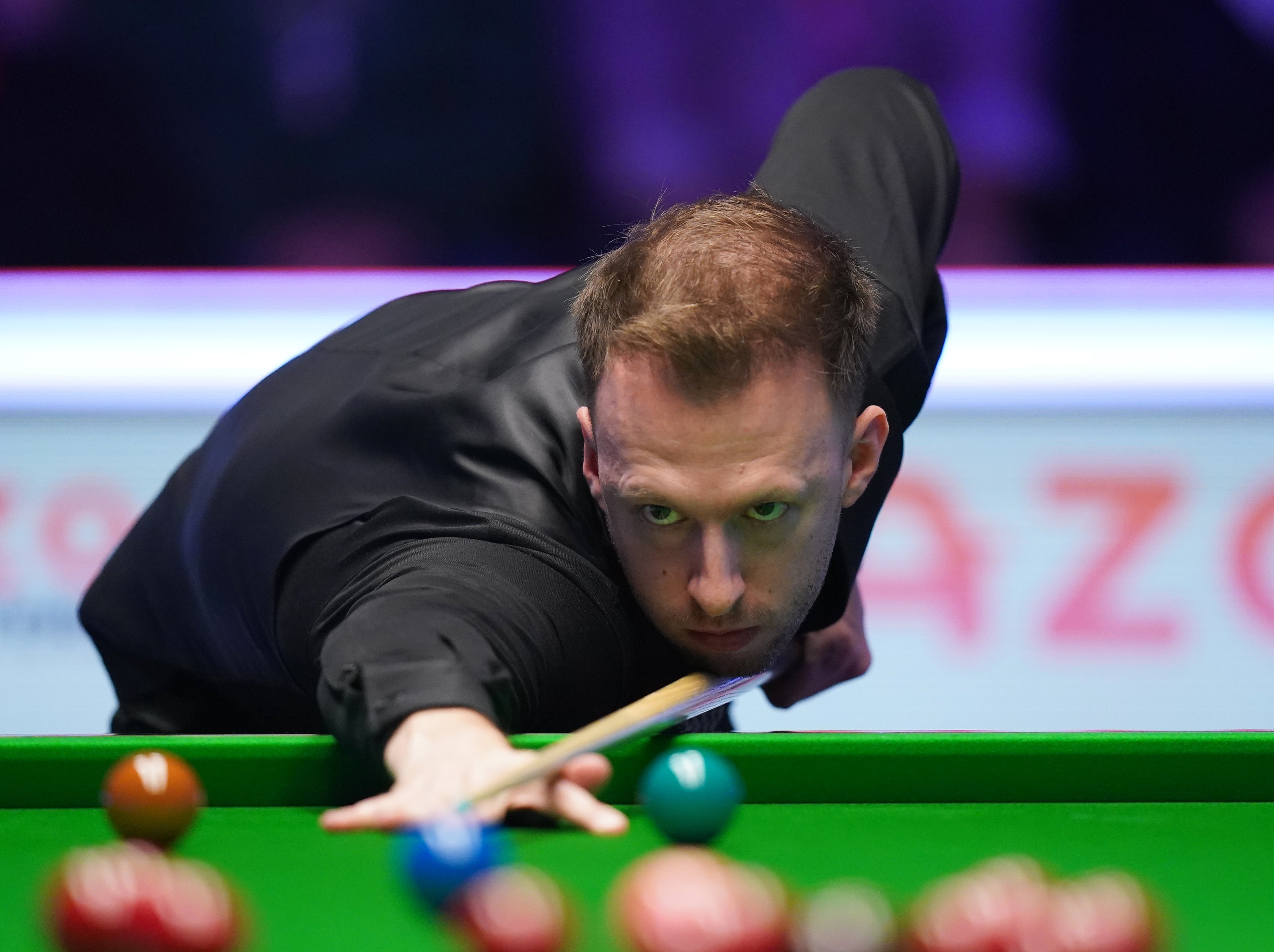 Masters 2022 Judd Trump feeds off incredible atmosphere to book semi- final spot The Independent