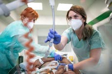 Czech doctors and nurses allowed to keep working even if they have Covid, government says