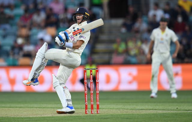 <p>Sam Billings hooks a ball during the fifth Test </p>