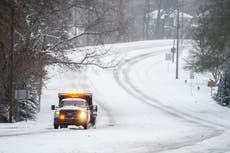 Winter storm Izzy: Worst ice and snow of season as ‘Saskatchewan Screamer’ barrels across US