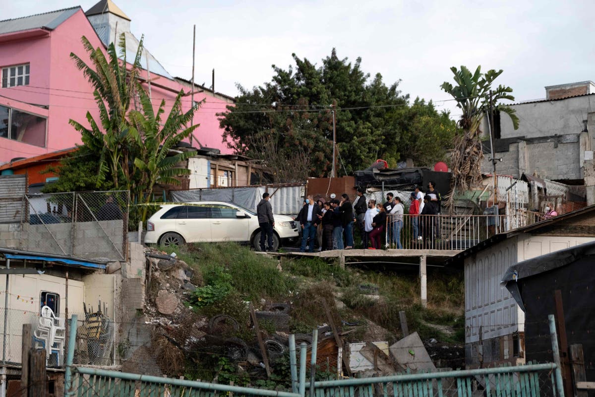 Margarito Martinez: Mexican journalist shot dead outside home in Tijuana