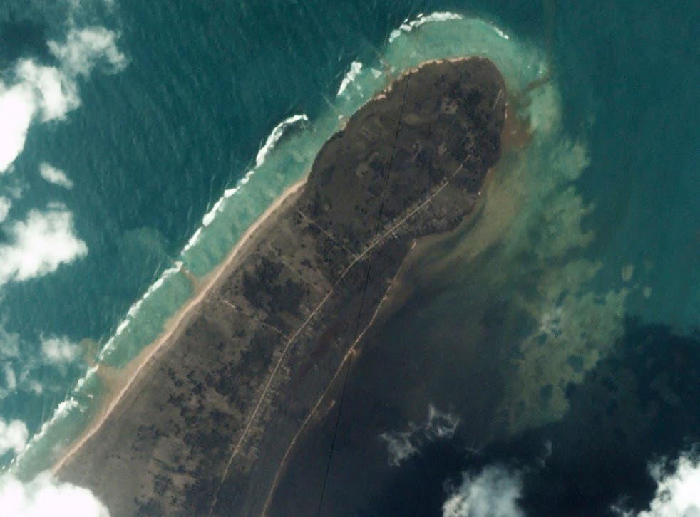 <p>Kanokupolu in Tongatapu can be seen covered in ash</p>