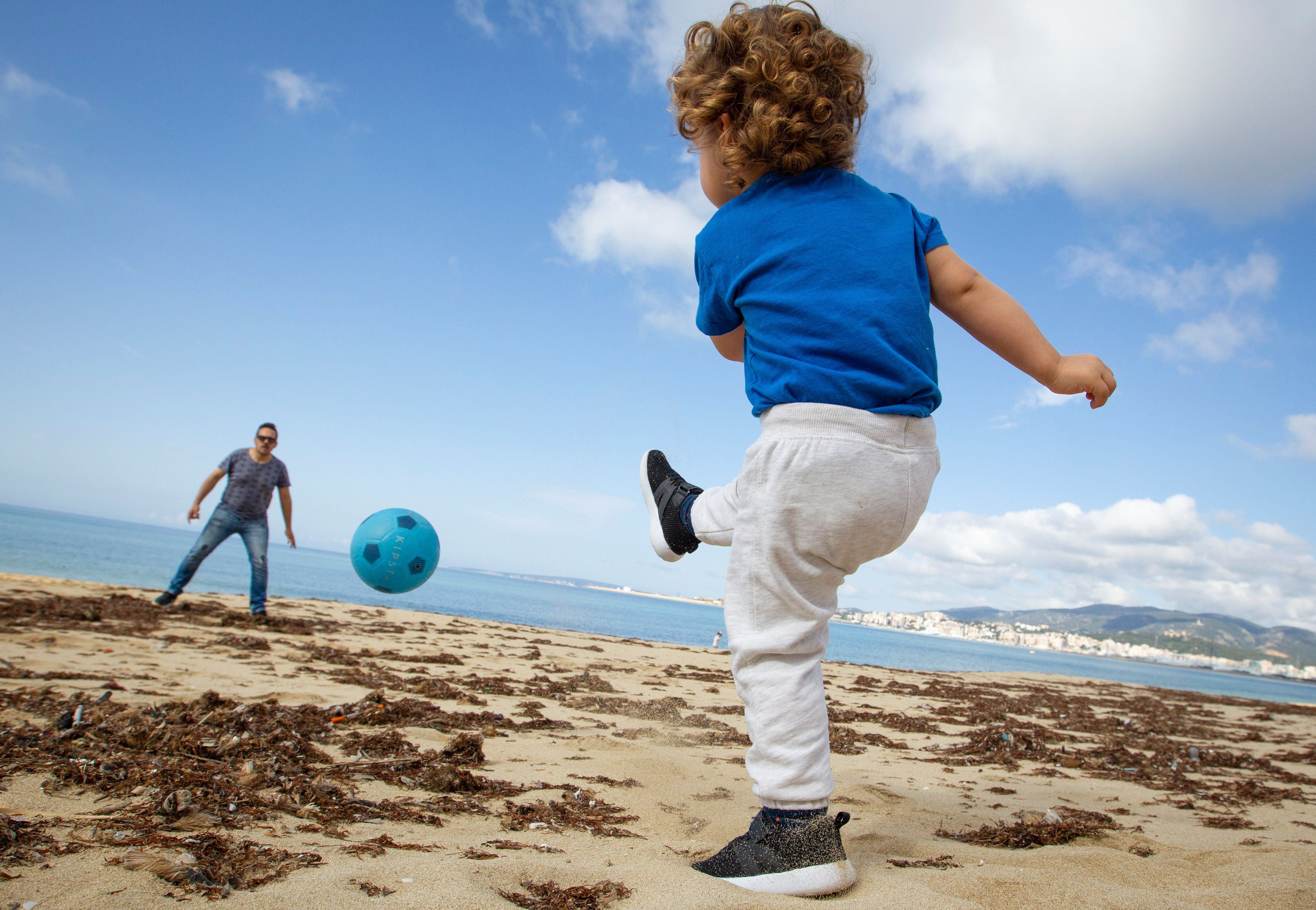 The poll revealed that children want to spend more play time with their parents