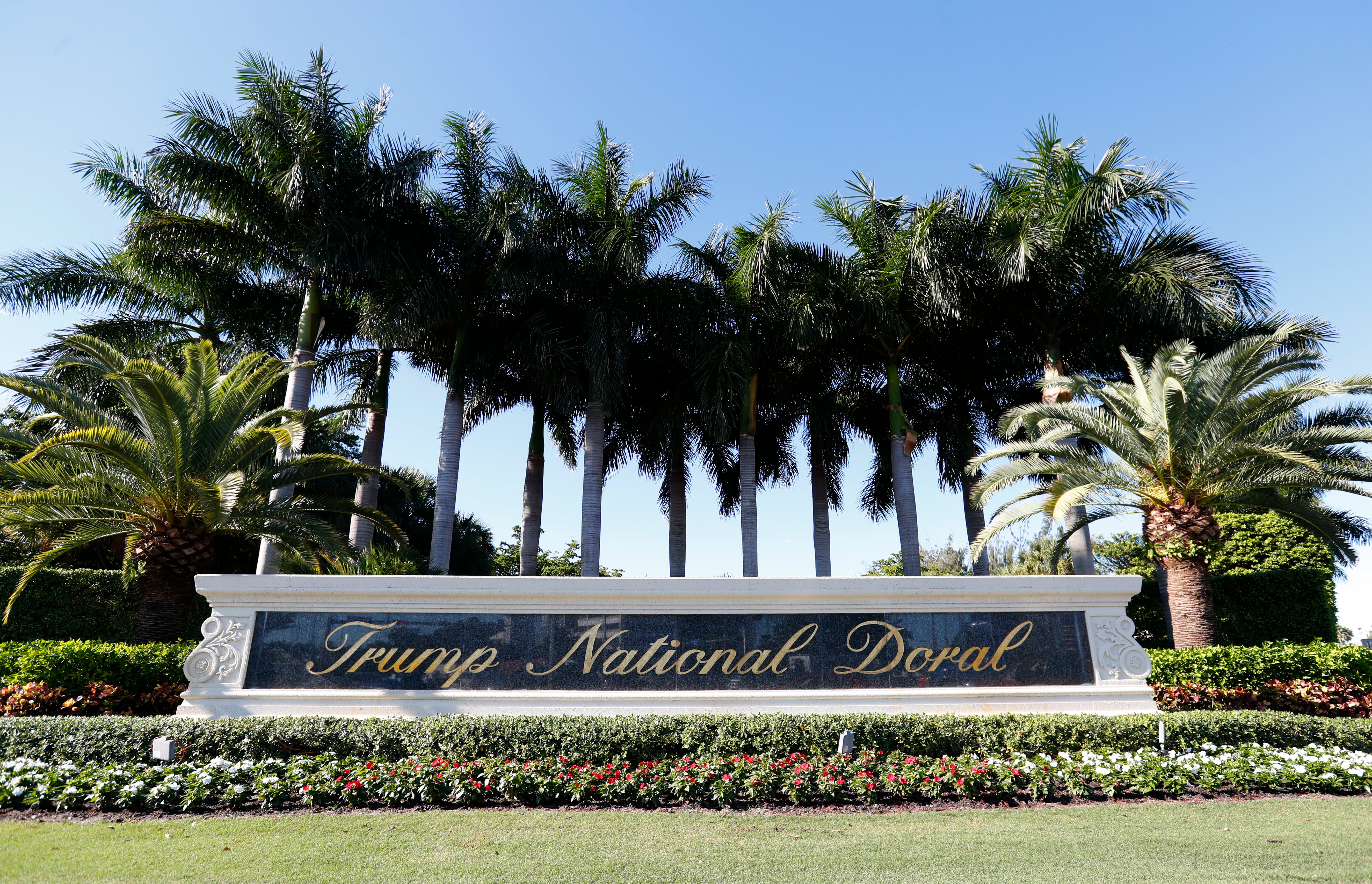 Trump Business-Miami Resort