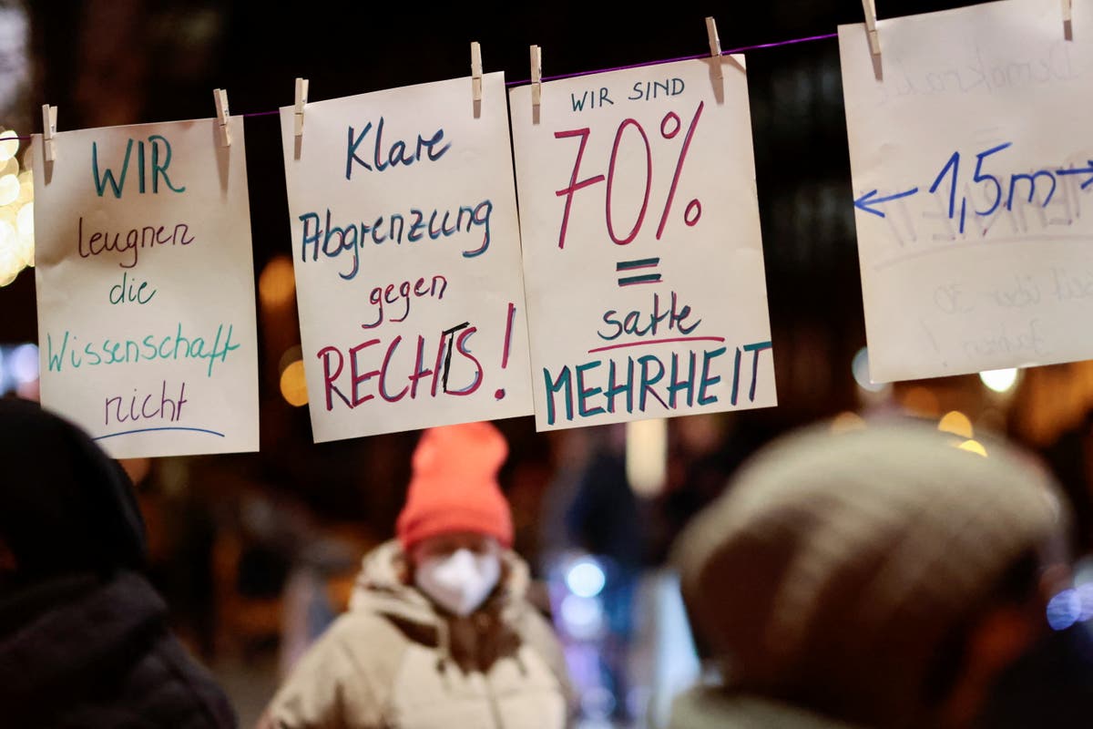 &lsquo;Unparalleled threats&rsquo;: Anti-vaxxer movement threatens a new wave of extremism