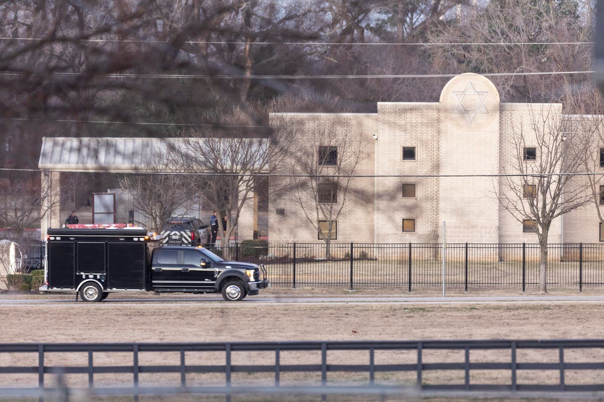 Two men arrested in England over Texas synagogue stand-off