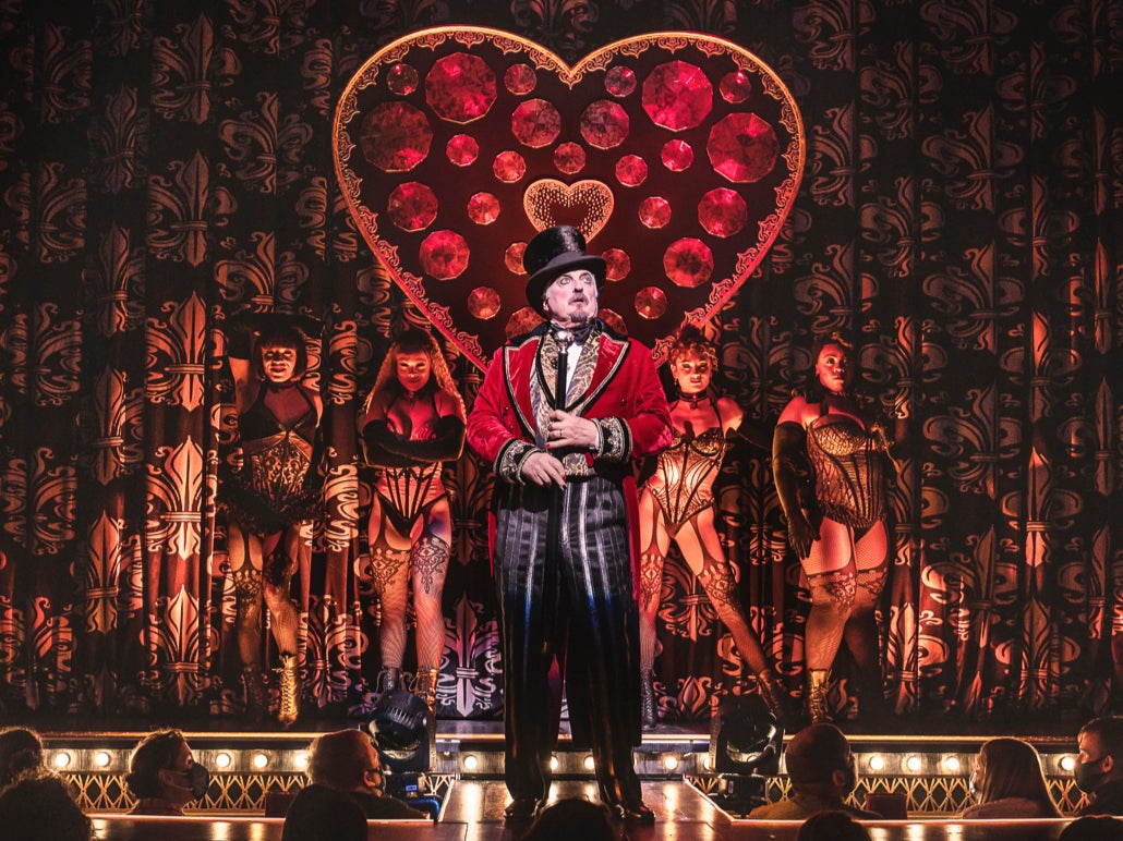 Moulin Rouge Review Ostentatious Absurd And Ravishing The Independent