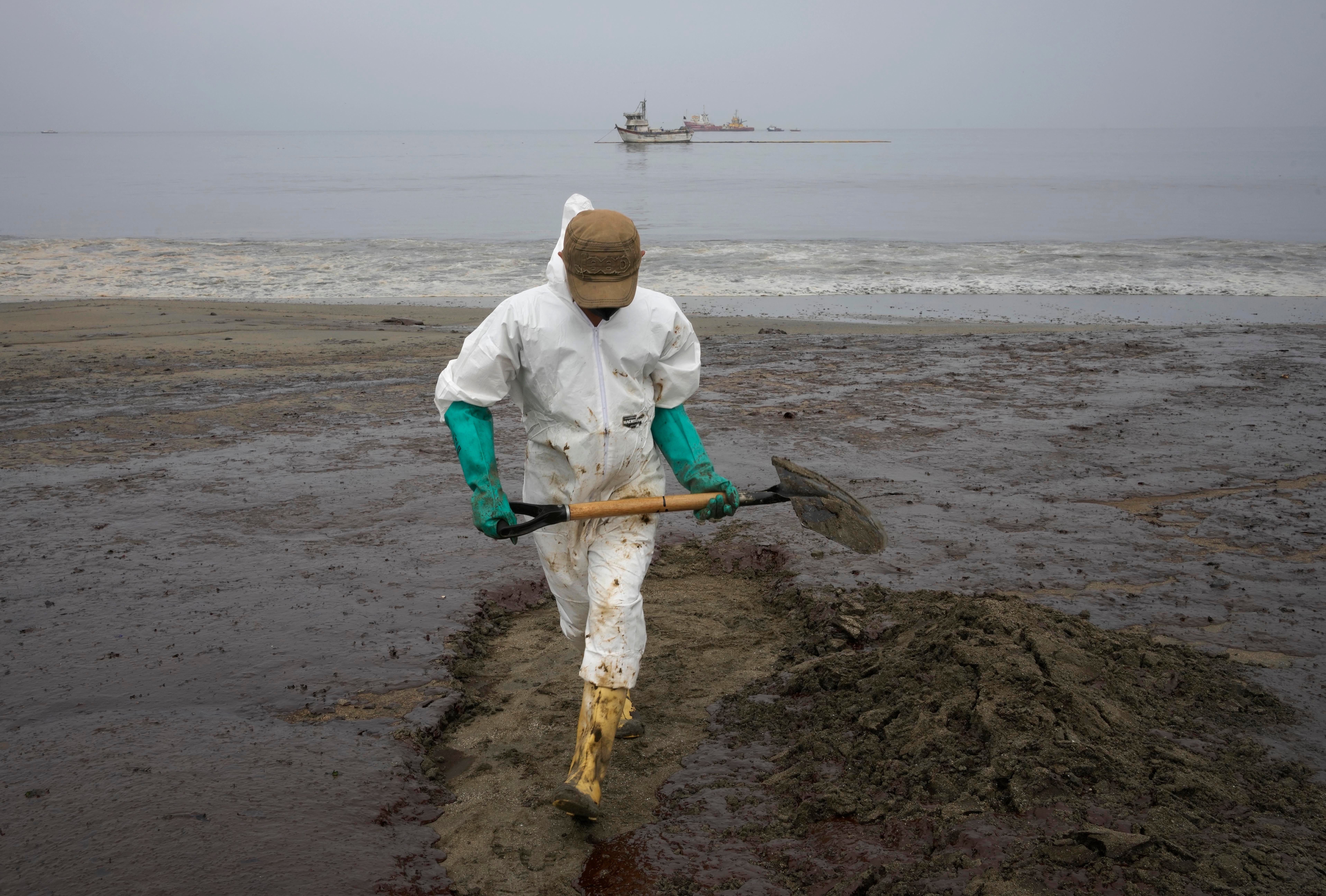 APTOPIX Peru Oil Spill Tonga