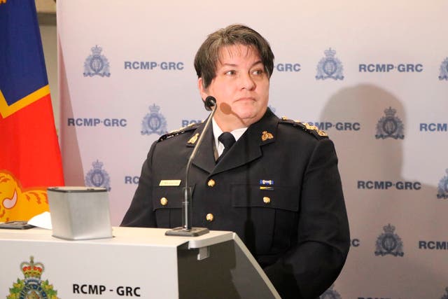 <p>Manitoba RCMP Assistant Commissioner Jane MacLatchy holds a news conference in Winnipeg</p>
