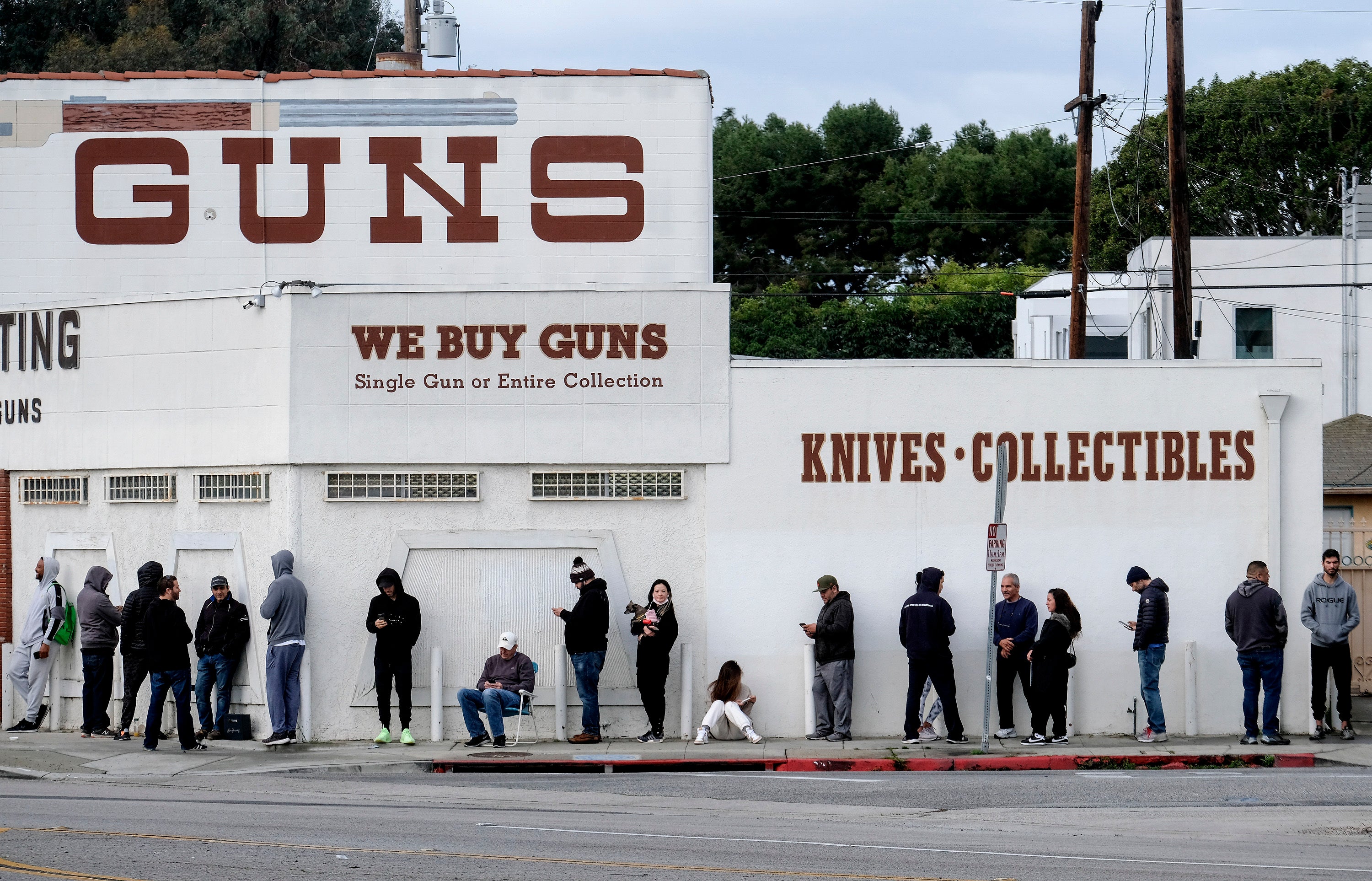 Virus Outbreak Gun Store Closures