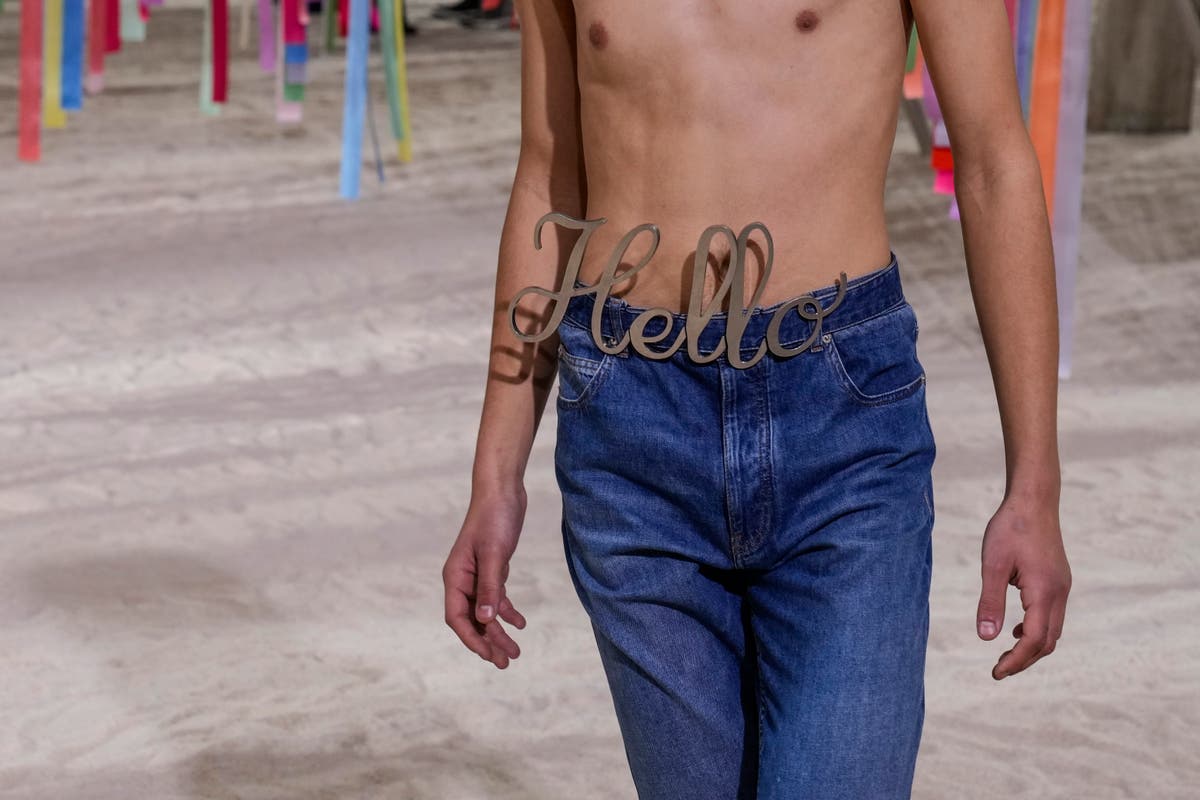 Hermes style has 1980s kick, Loewe goes conceptual in Paris 