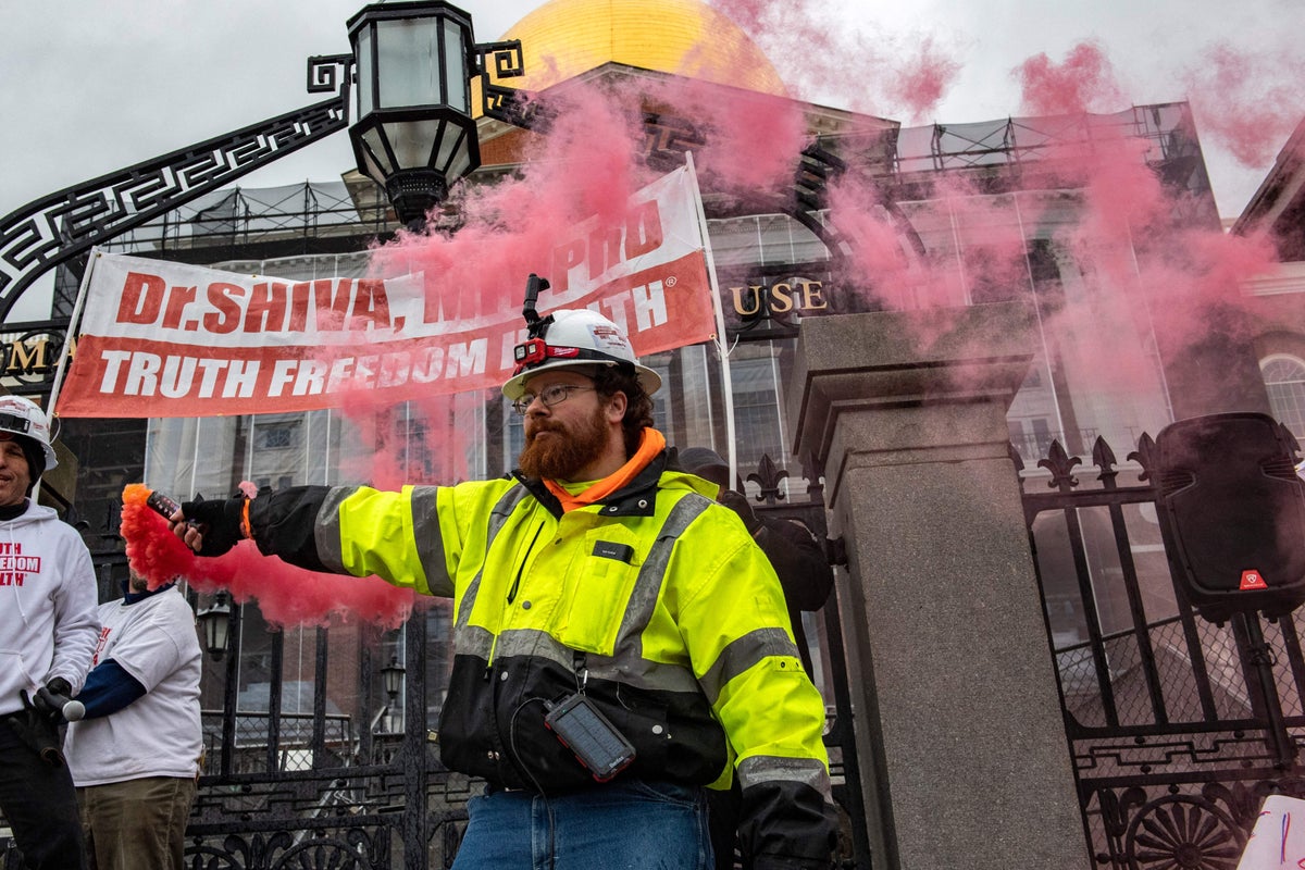 Security beefed up in Washington DC ahead of major anti-vaxx rally