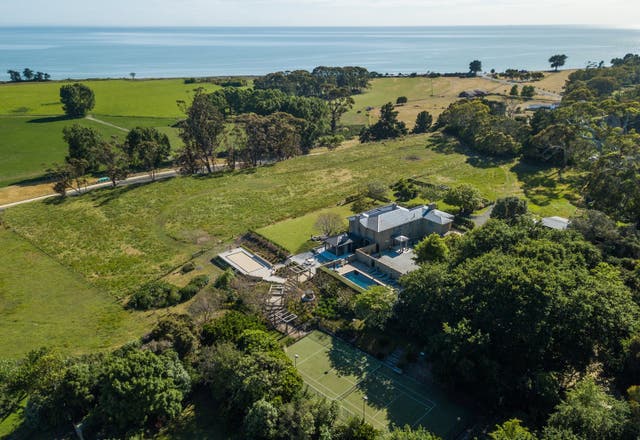 <p>Summerlee Lodge, Hawke’s Bay</p>