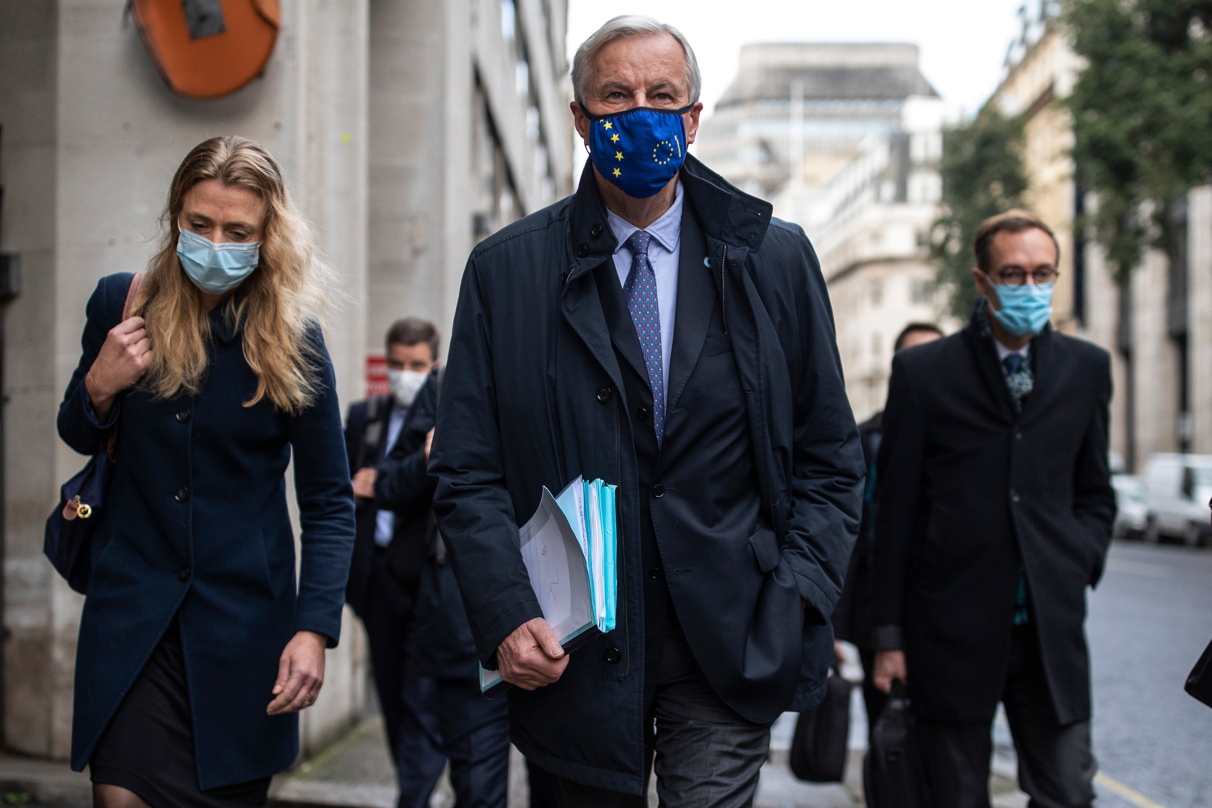 Michel Barnier with members of the EU delegation in London to discuss Brexit