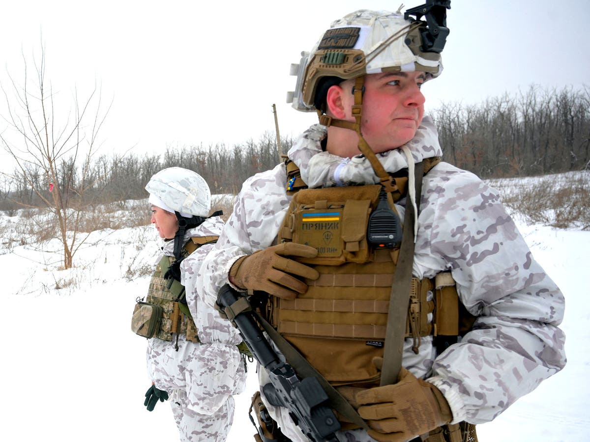 Ukraine news – live: Putin warned of ‘enormous consequences’ as Biden says Russian invasion would change world Ukraine news – live: Putin warned of ‘enormous consequences’ as Biden says Russian invasion would change world