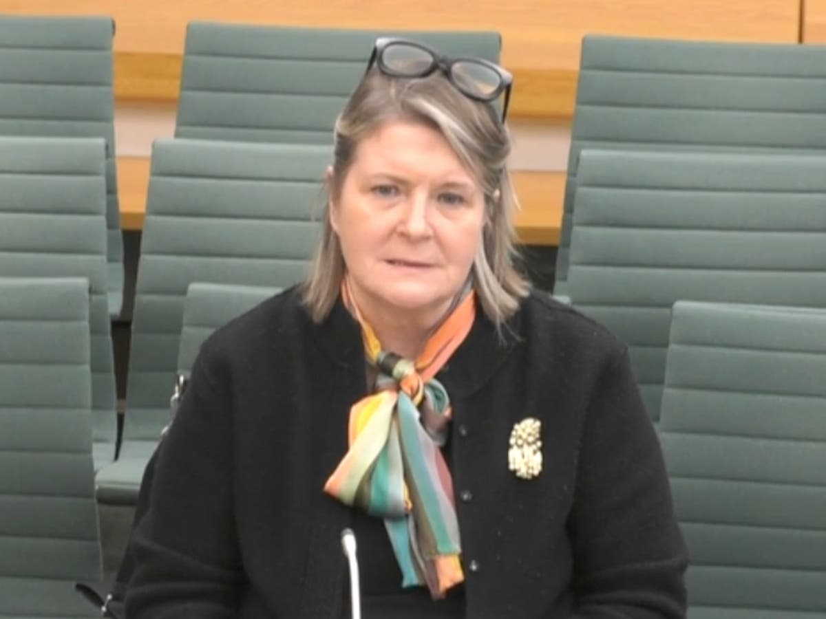 Sleaze watchdog attacks ‘bonkers’ rule that allowed Boris Johnson to escape investigation Sleaze watchdog attacks ‘bonkers’ rule that allowed Boris Johnson to escape investigation