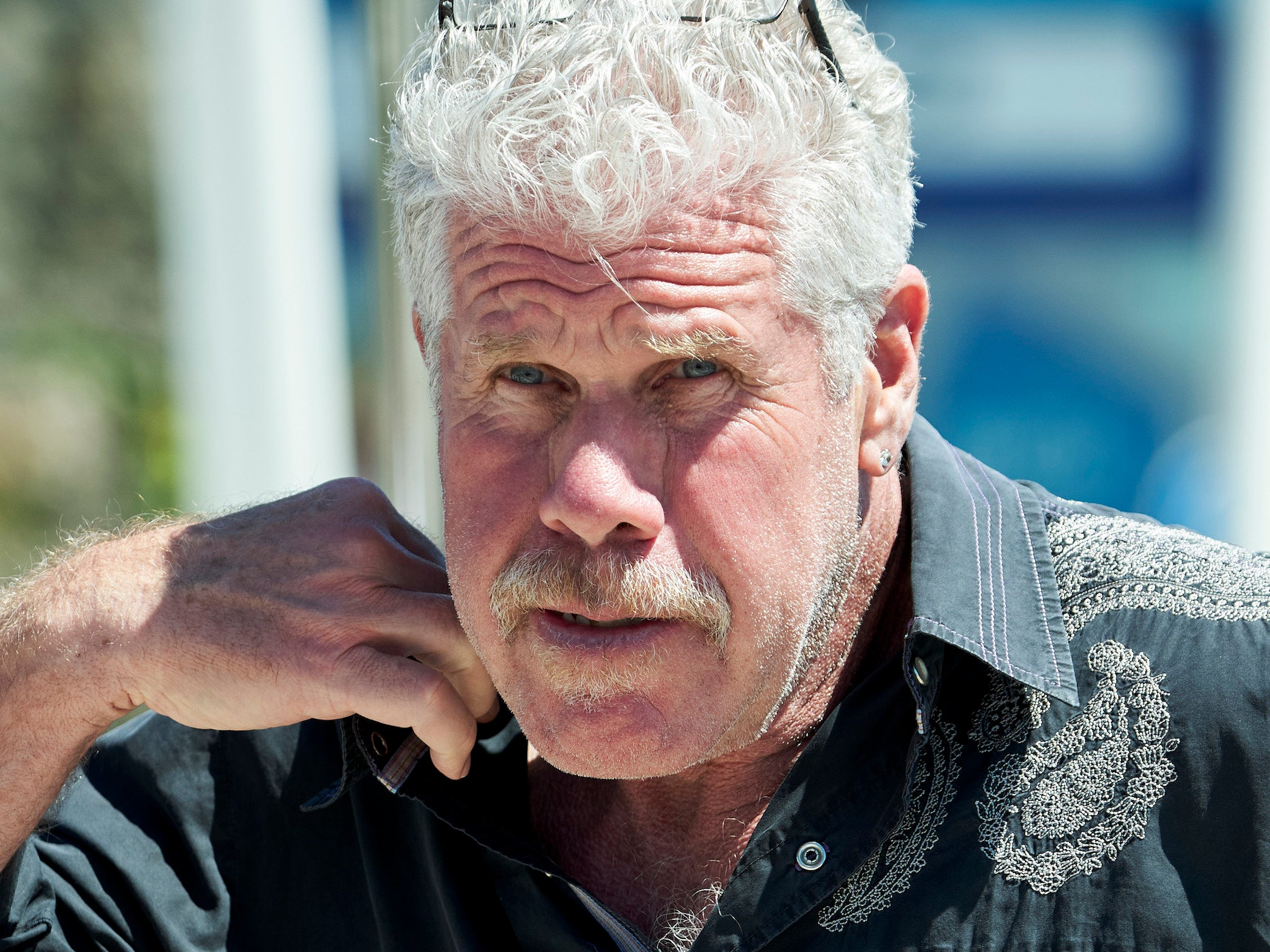 Don t Look Up star Ron Perlman says negative reviews of Don t Look