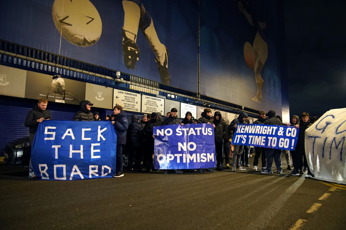 What is going on at Everton and why are fans protesting?