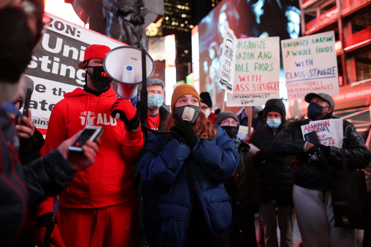 Amazon workers face historic union elections in New York City and ...