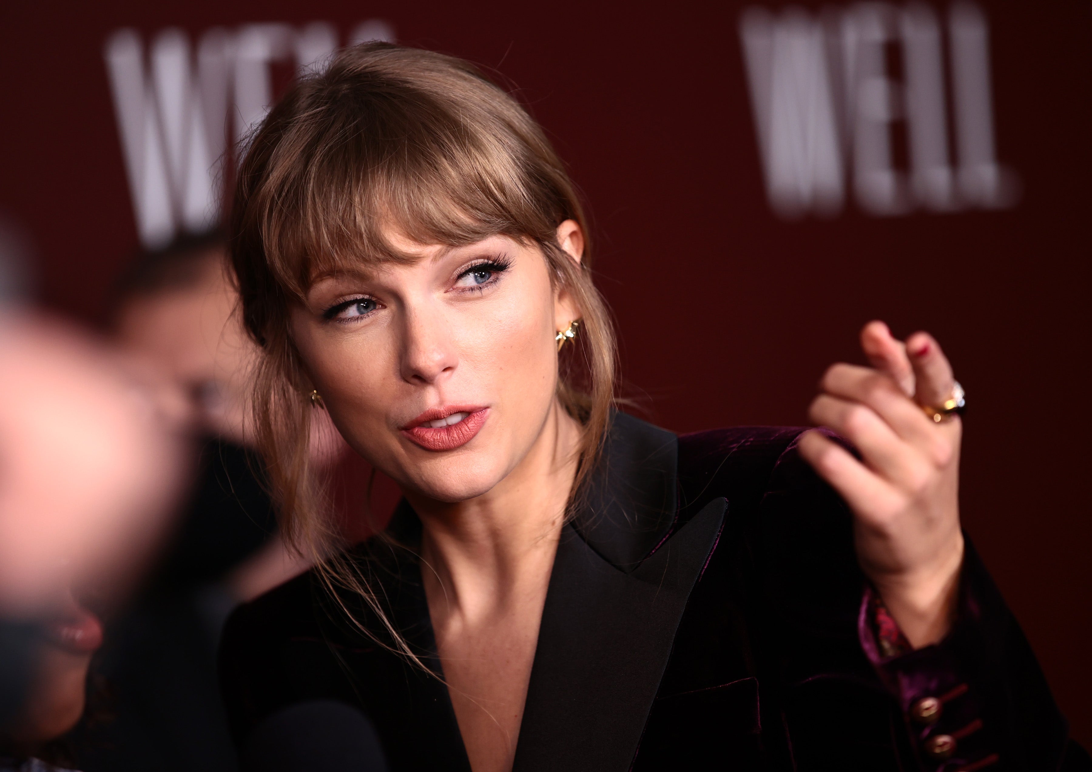 Taylor Swift fan arrested for 'crashing' car into her NYC home, report says | The Independent