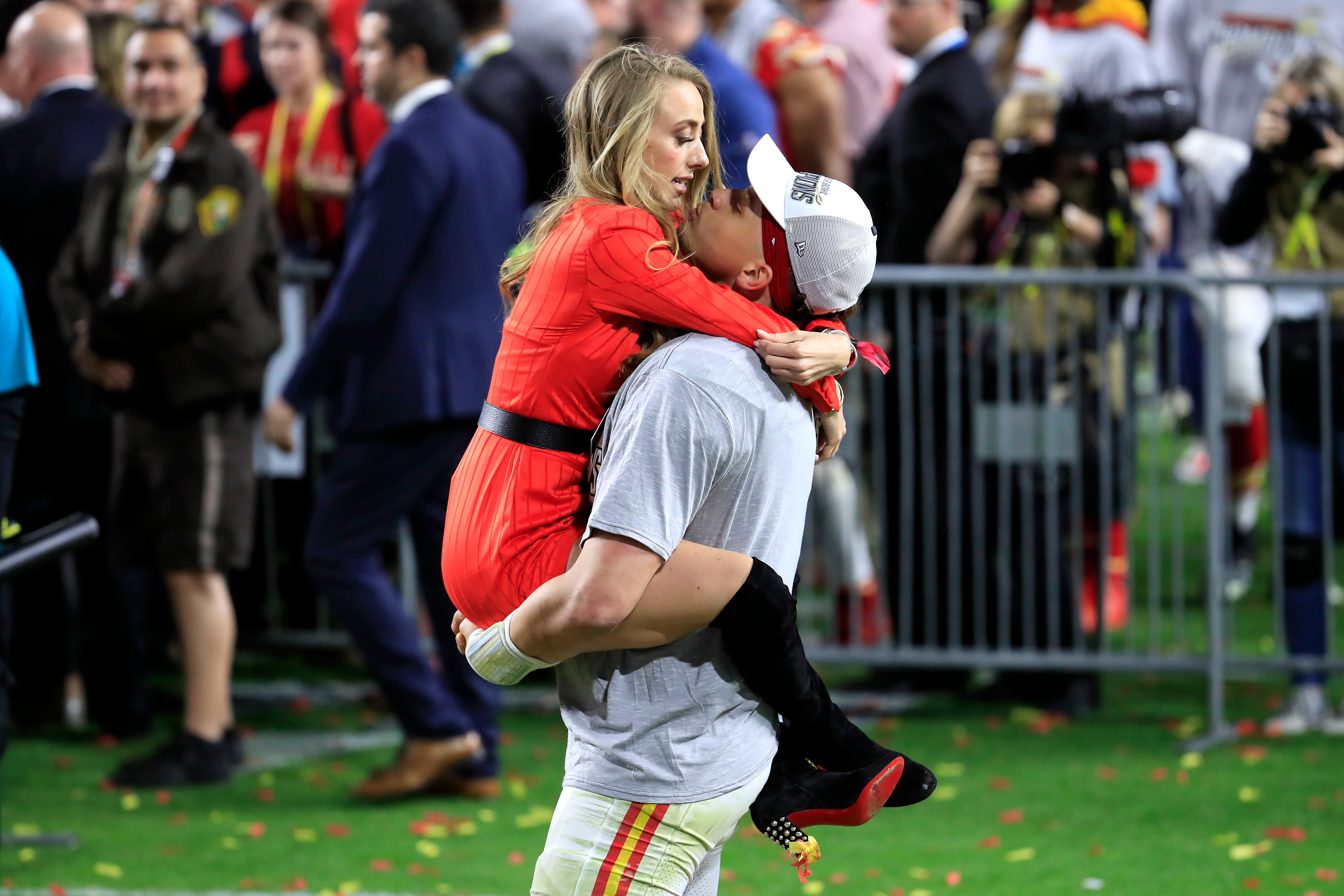 Brittany Mahomes, Daughter on Field Celebrating Patrick Mahomes: Photo