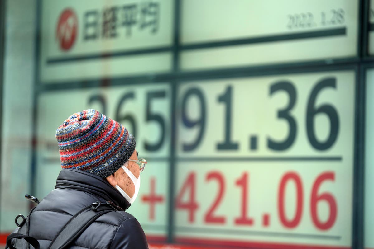 Asian stocks advance after Wall Street sinks for third day