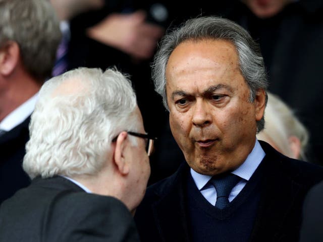 <p>Everton majority owner Farhad Moshiri in conversation with chairman Bill Kenwright</p>