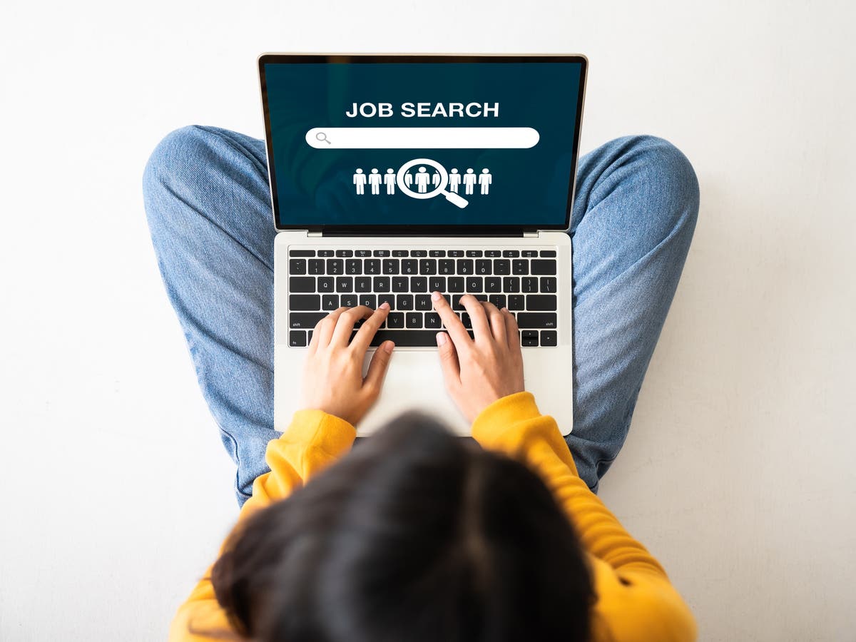 More young people are in &lsquo;insecure&rsquo; jobs following the pandemic, study finds