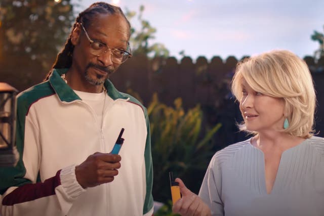 <p>Snoop Dogg y Martha Stewart se unen para el anuncio de Bic Lighter Super Bowl</p>