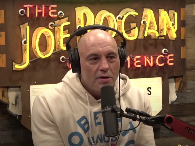 <p>Joe Rogan en su podcast ‘The Joe Rogan Experience’ </p>