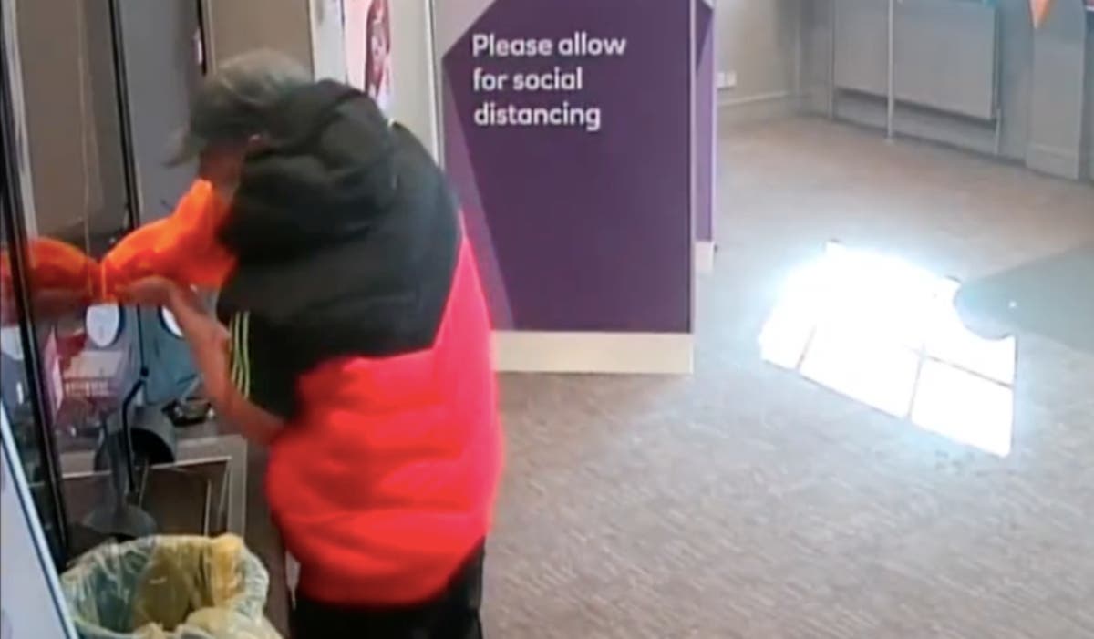 Man jailed for robbing same bank twice