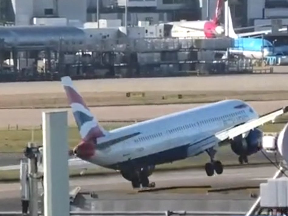 British Airways Plane Almost Flips Over In Storm Corrie Winds | The ...