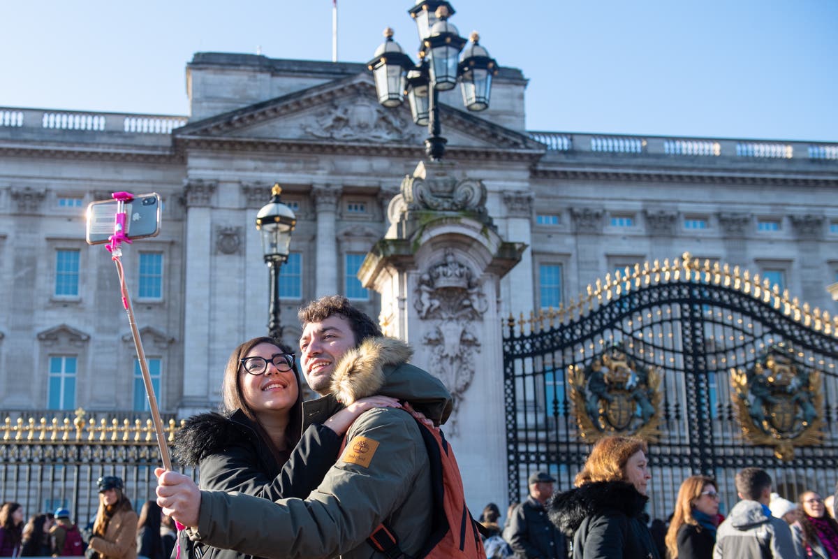 TripAdvisor reaches one billion contributions | The Independent