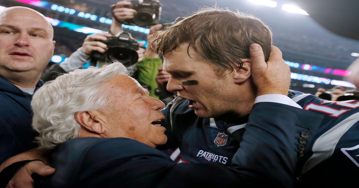 Tom Brady to enter Patriots' Hall of Fame in 2024, Robert Kraft says