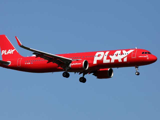 <p>Play is launching cheap Transatlantic flights</p>