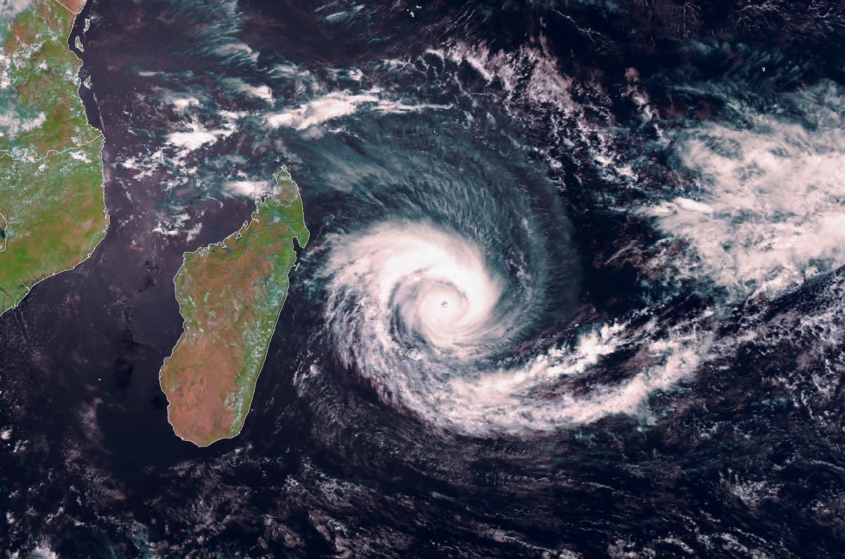 Madagascar: Huge Indian ocean cyclone on course to hit island Madagascar: Huge Indian ocean cyclone on course to hit island