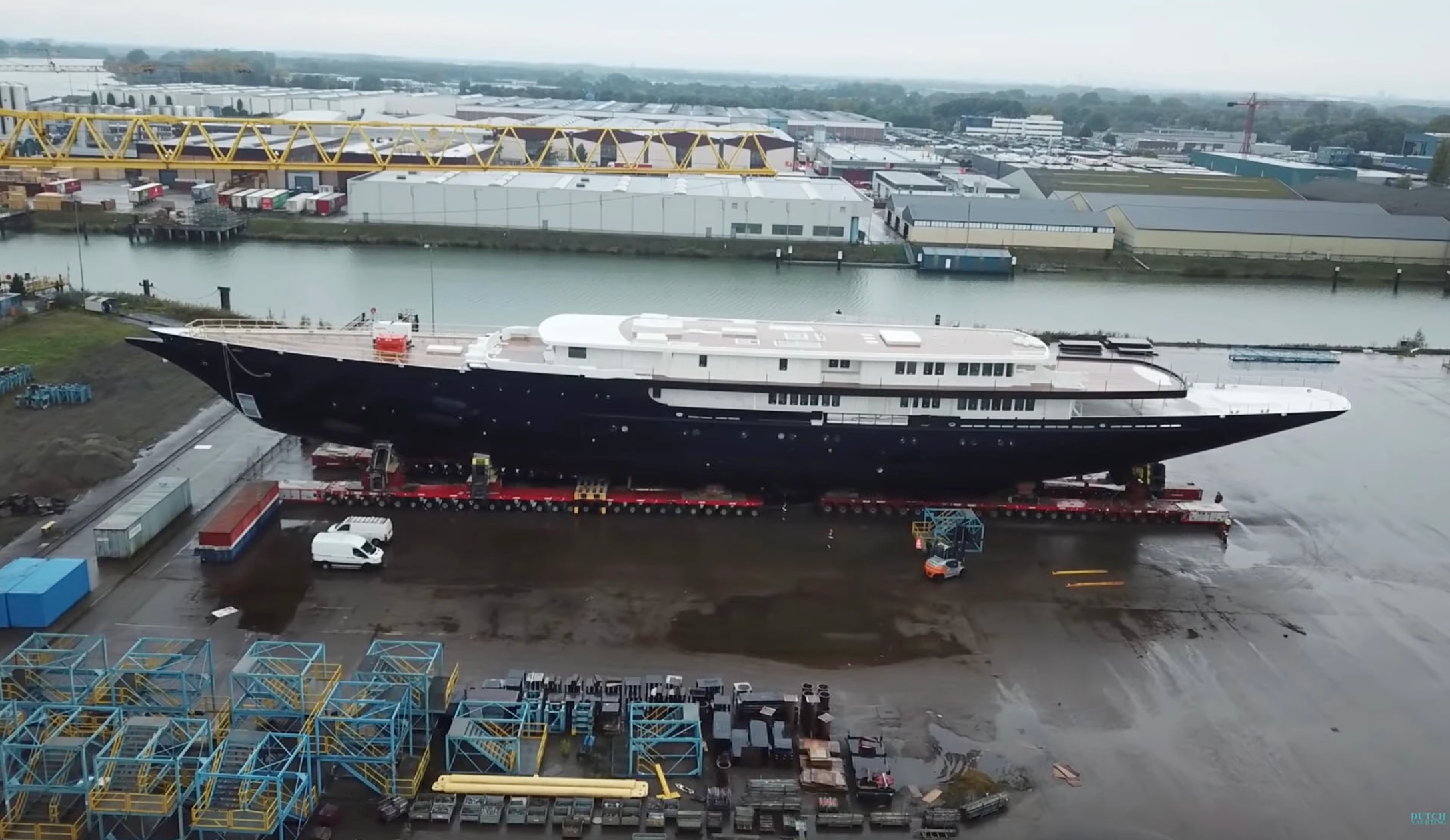 jeff bezos yacht netherlands bridge