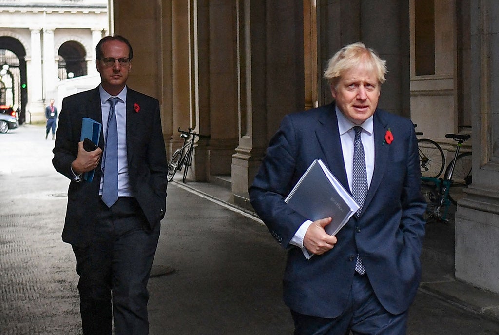 Boris Johnson aide behind ‘bring your own booze’ email resigns as more staff quit No 10