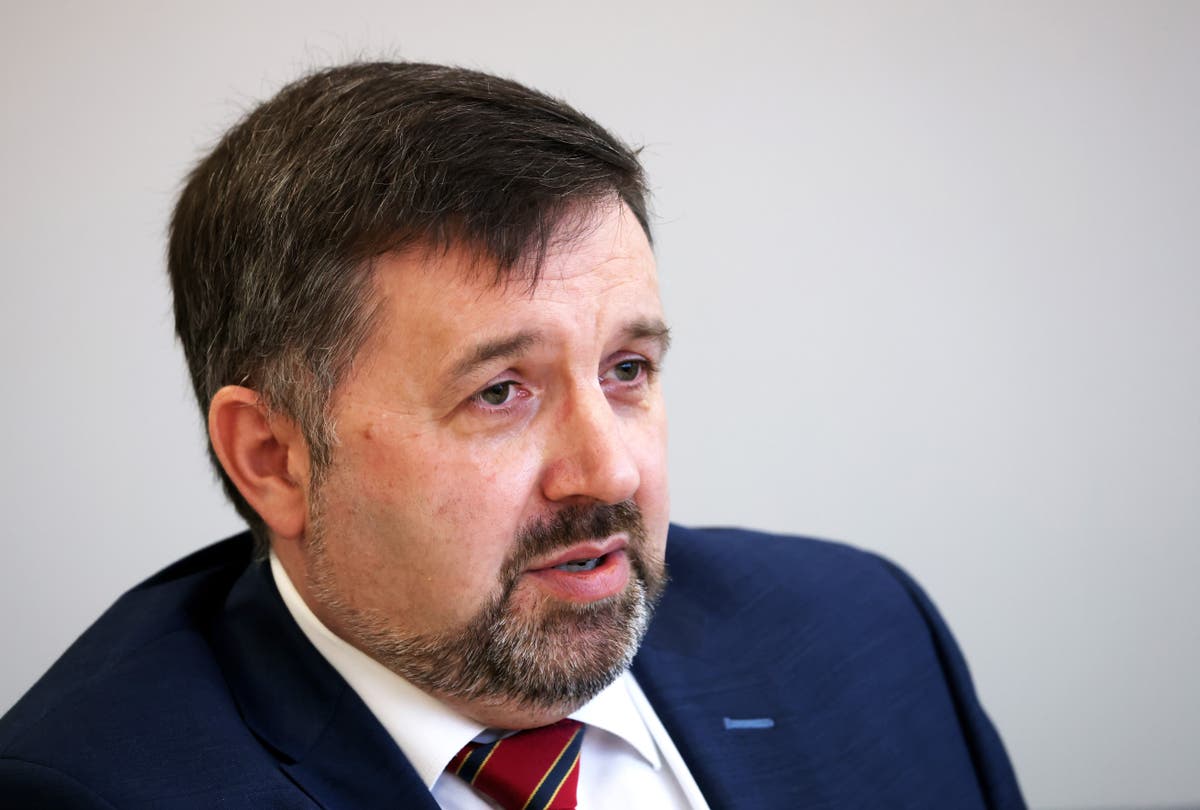 Swann deeply concerned about consequences for health service after Givan resigns