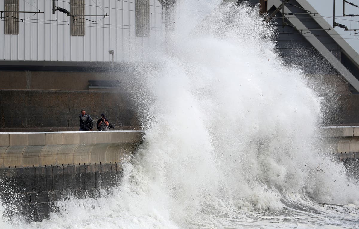 Power restored to homes left without electricity for days after weekend storms