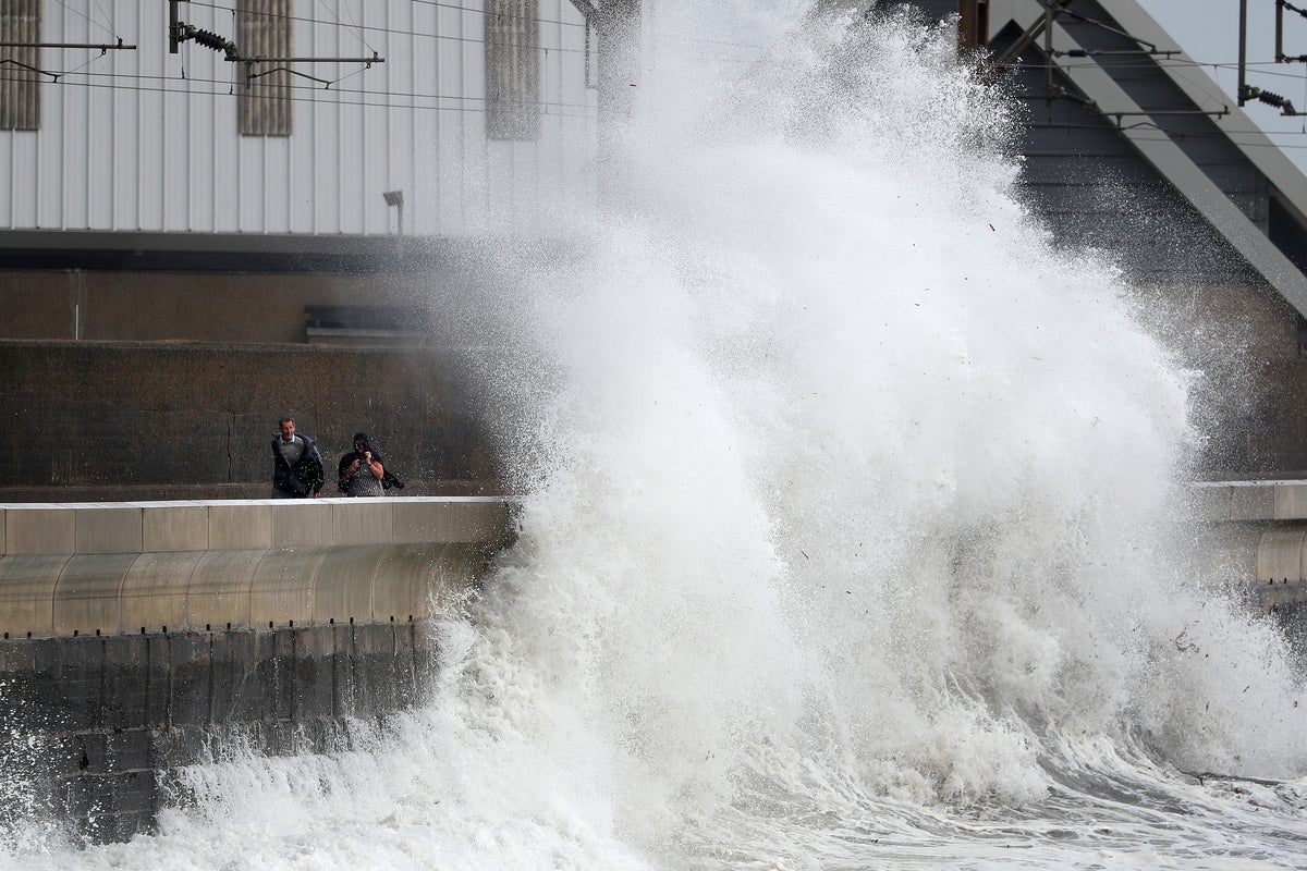 Power restored to homes left without electricity for days after weekend ...