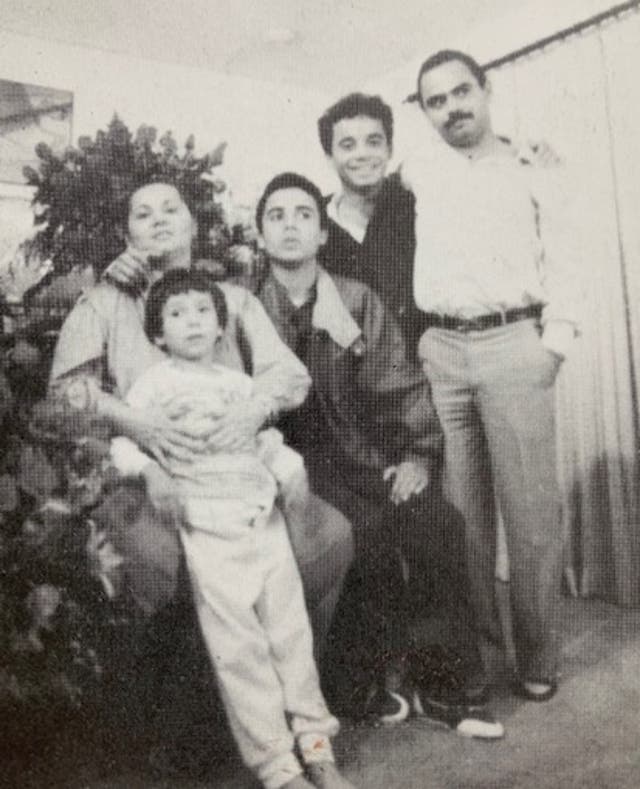 <p>Griselda con sus hijos Michael, Osvaldo, Uber y Dixon</p>