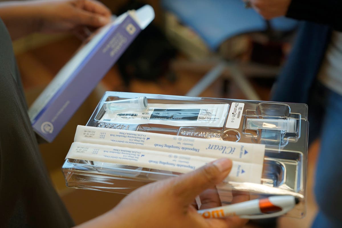 COVID falling in 49 of 50 states as deaths near 900,000