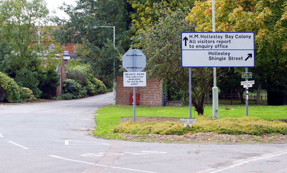 Manhunt as prisoners escape Hollesley Bay prison as police warn 'do not approach' - Vimarsana News