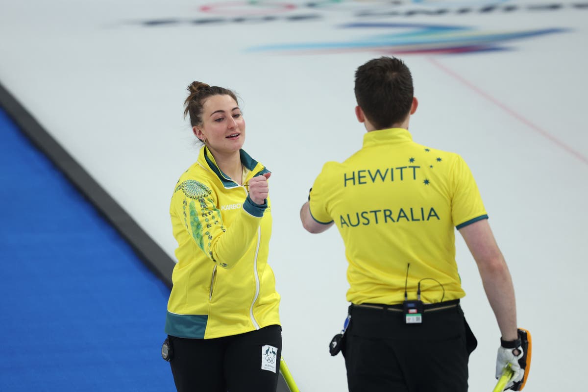 Australia curling team allowed to continue competing at Winter Olympics despite positive Covid test 