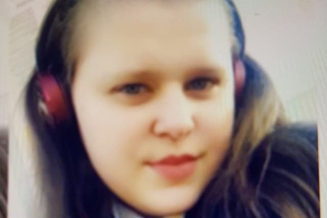 <p>Amanda Selby, de 15 años, fue asesinada en un parque de caravanas en el norte de Gales</p>