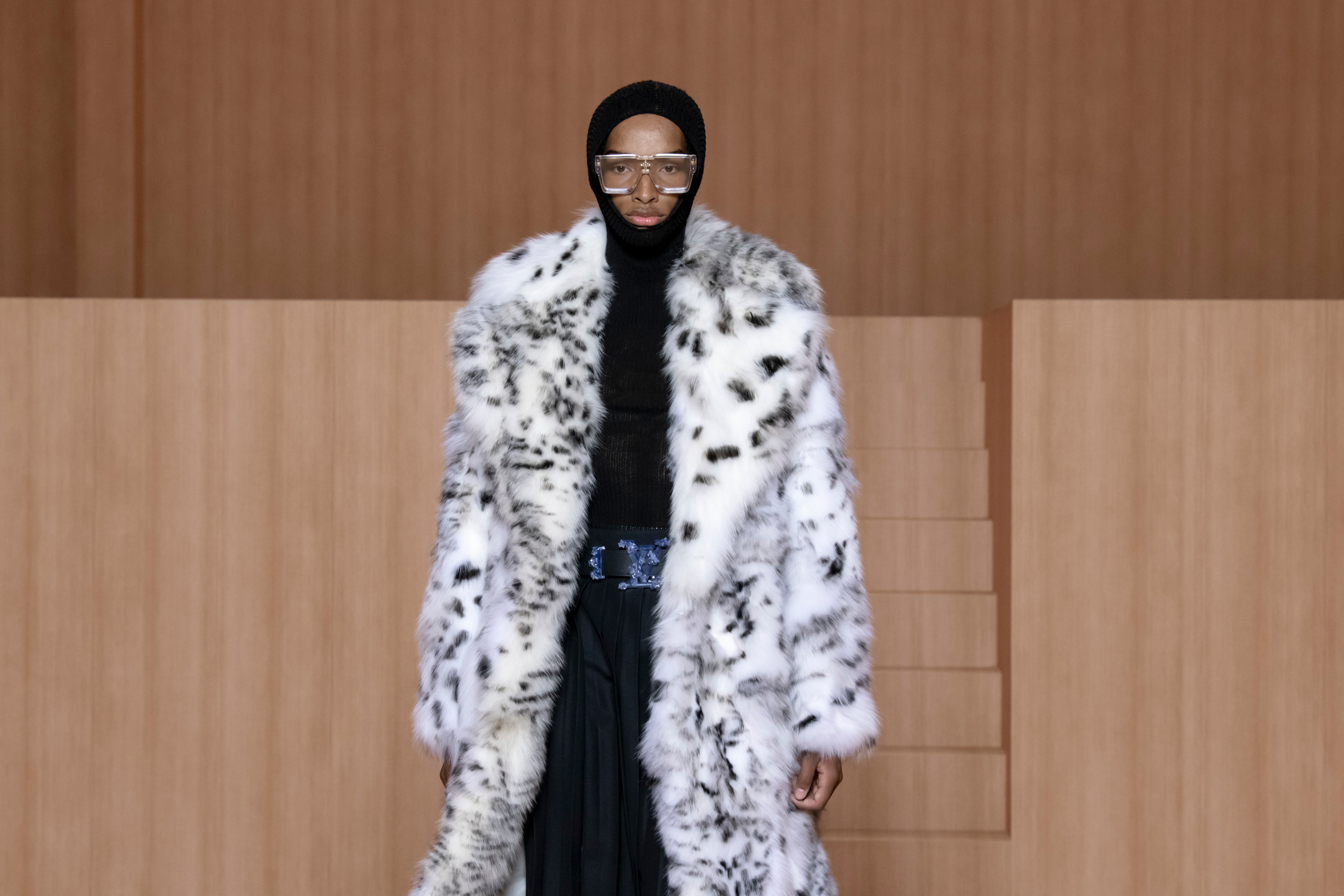 Louis Vuitton  Faux fur coat, Fashion, Fur fashion