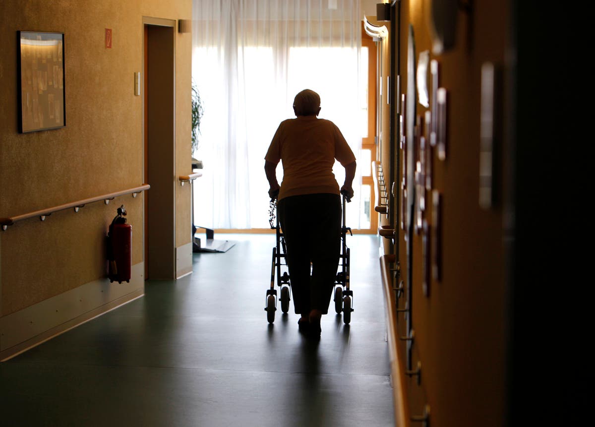 Germany argues over vaccine mandate for health workers