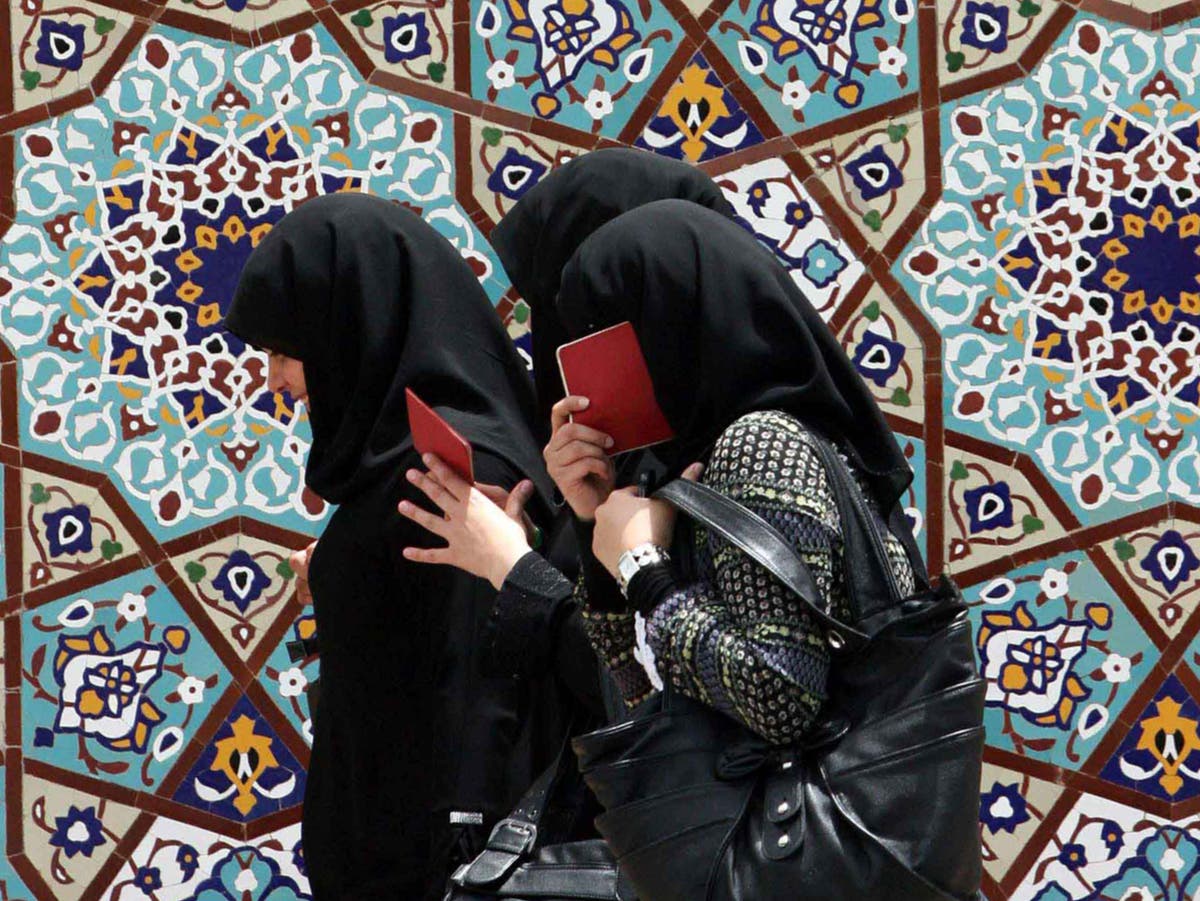 Kuwait Women protest against suspension of ‘indecent’ yoga retreat