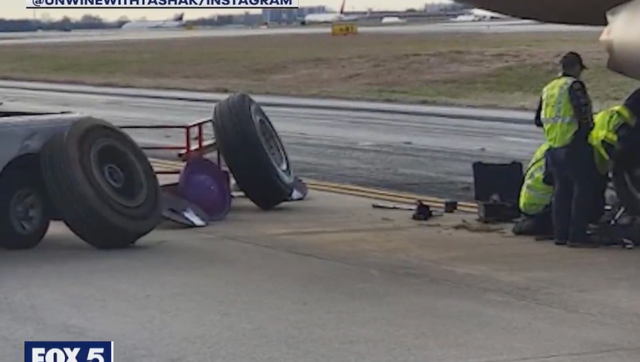 <p>Delta Flight 1277 blew a tire on landing in Atlanta on Sunday</p>